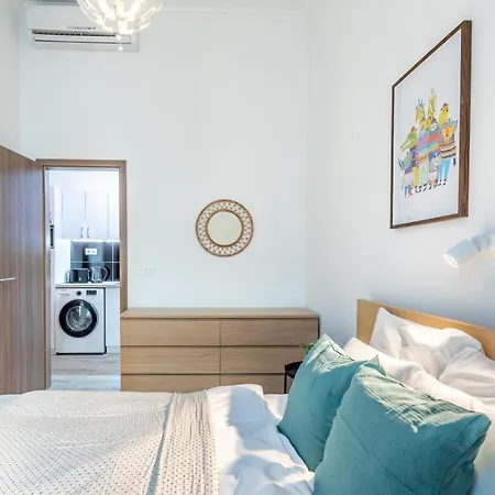 Super - Very Lively Area - In Gozsdu * Budapest