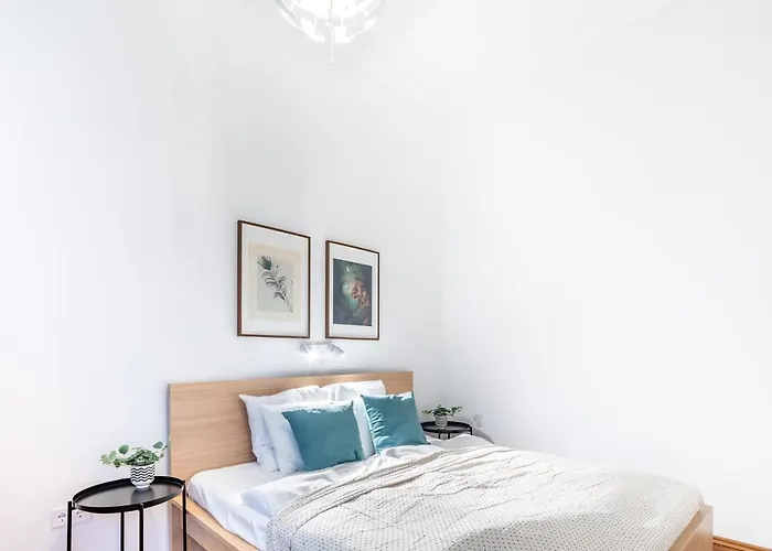 Super - Very Lively Area - In Gozsdu Apartman Budapest